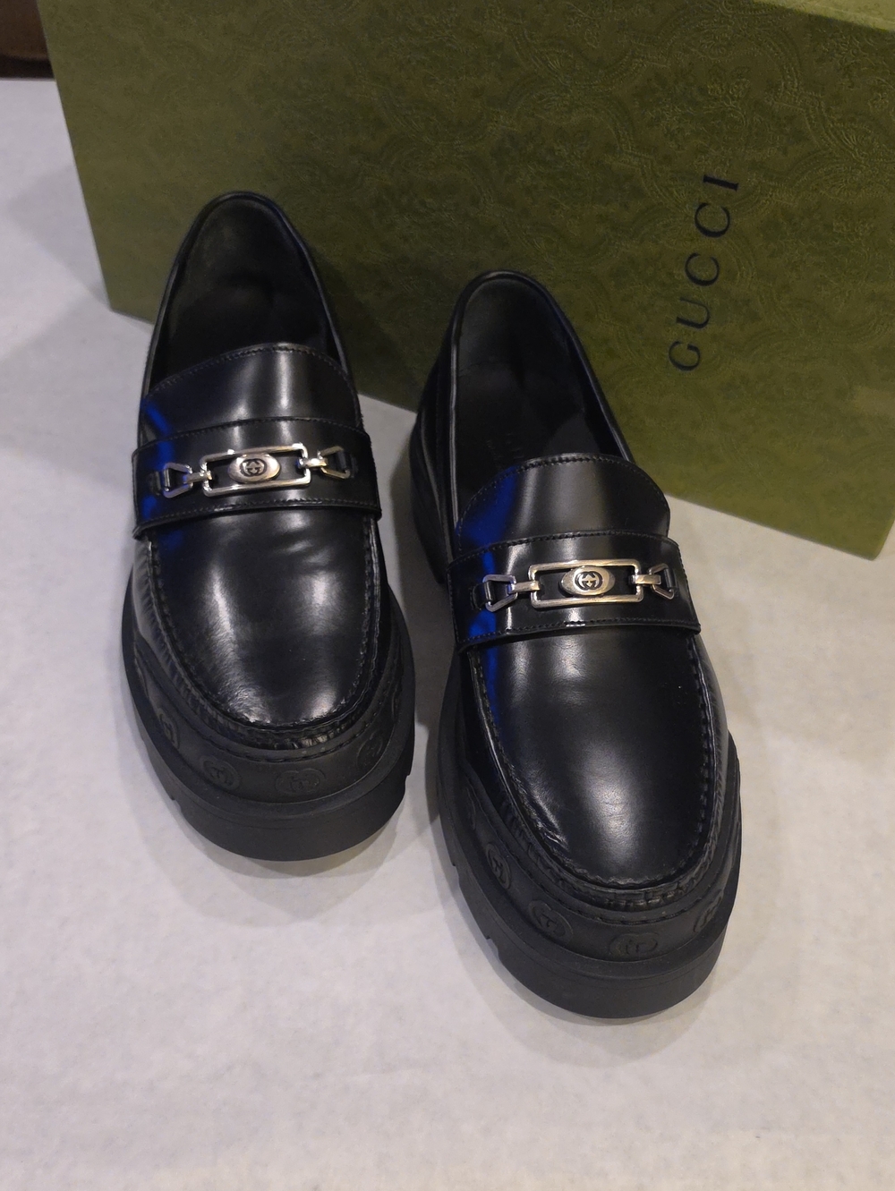 Gucci Black Leather Horsebit Slip-On Loafers